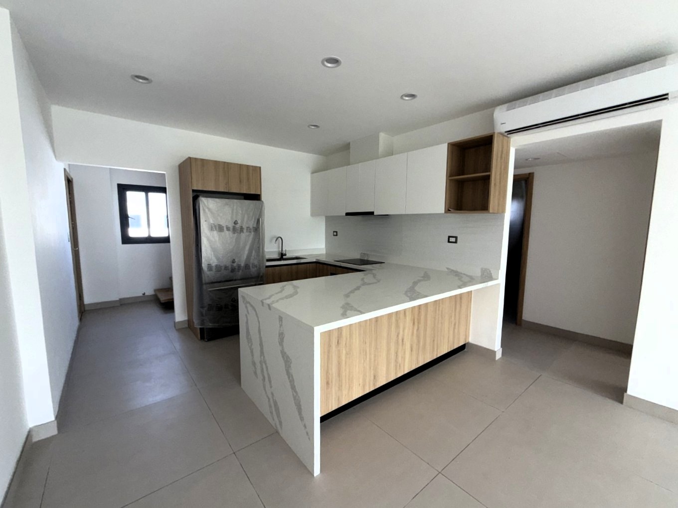 Apartamento 3 habitaciones 3 Baños 224 m2 con Rooftop y Jacuzzi