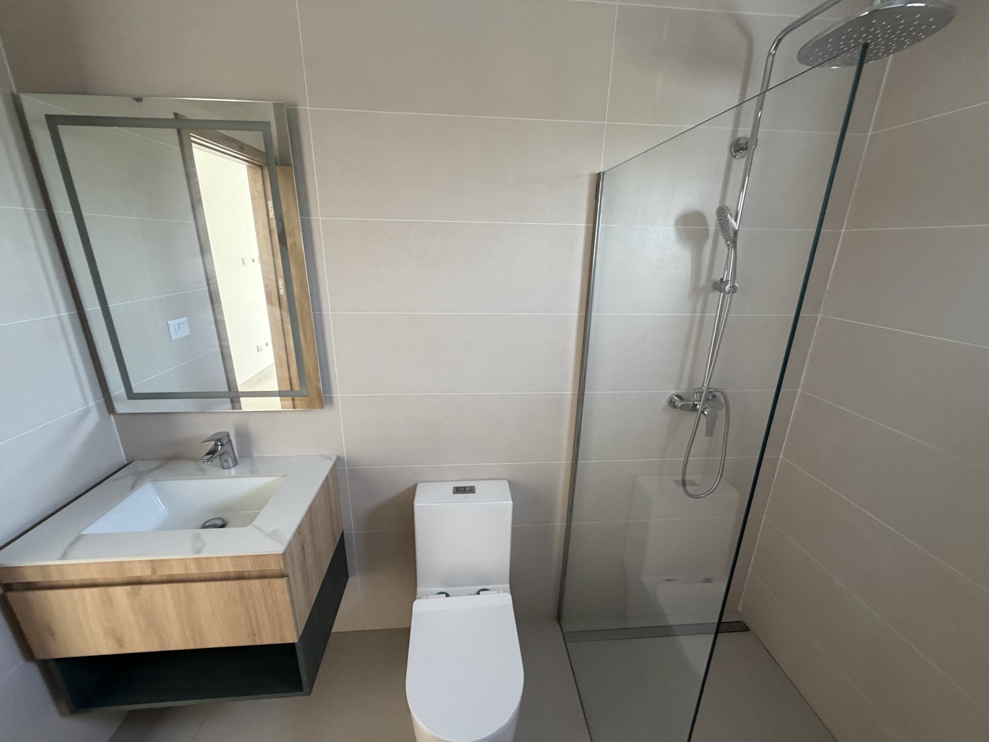 Apartamento 3 habitaciones 3 Baños 224 m2 con Rooftop y Jacuzzi