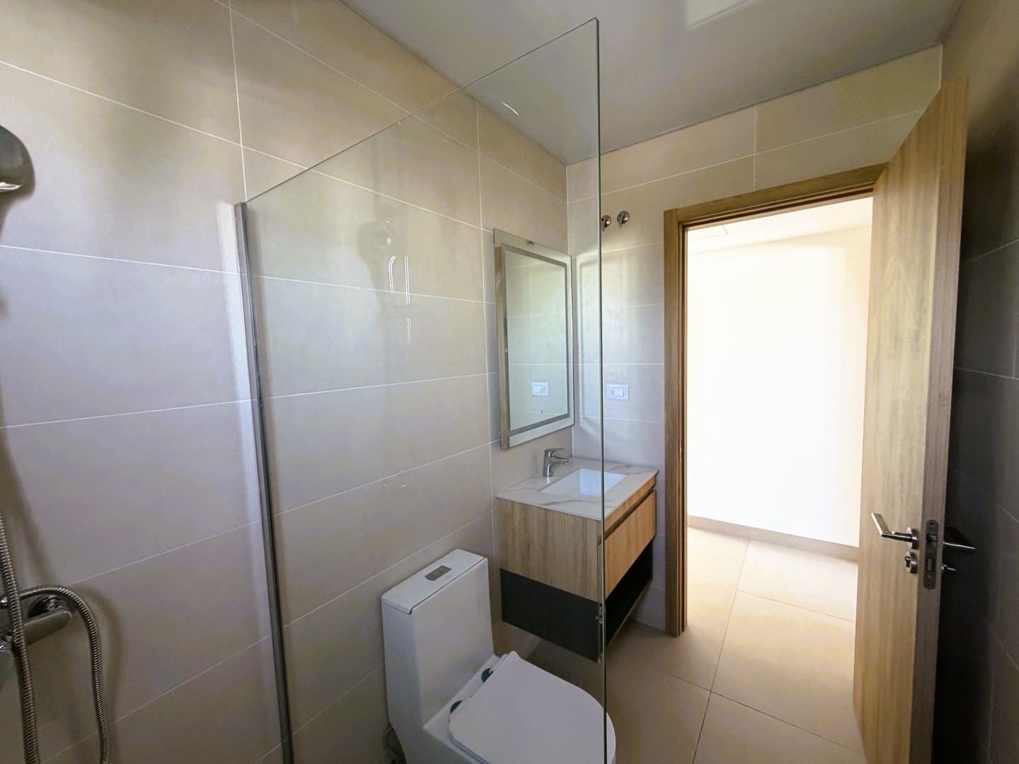 Apartamento 3 habitaciones 3 Baños 224 m2 con Rooftop y Jacuzzi