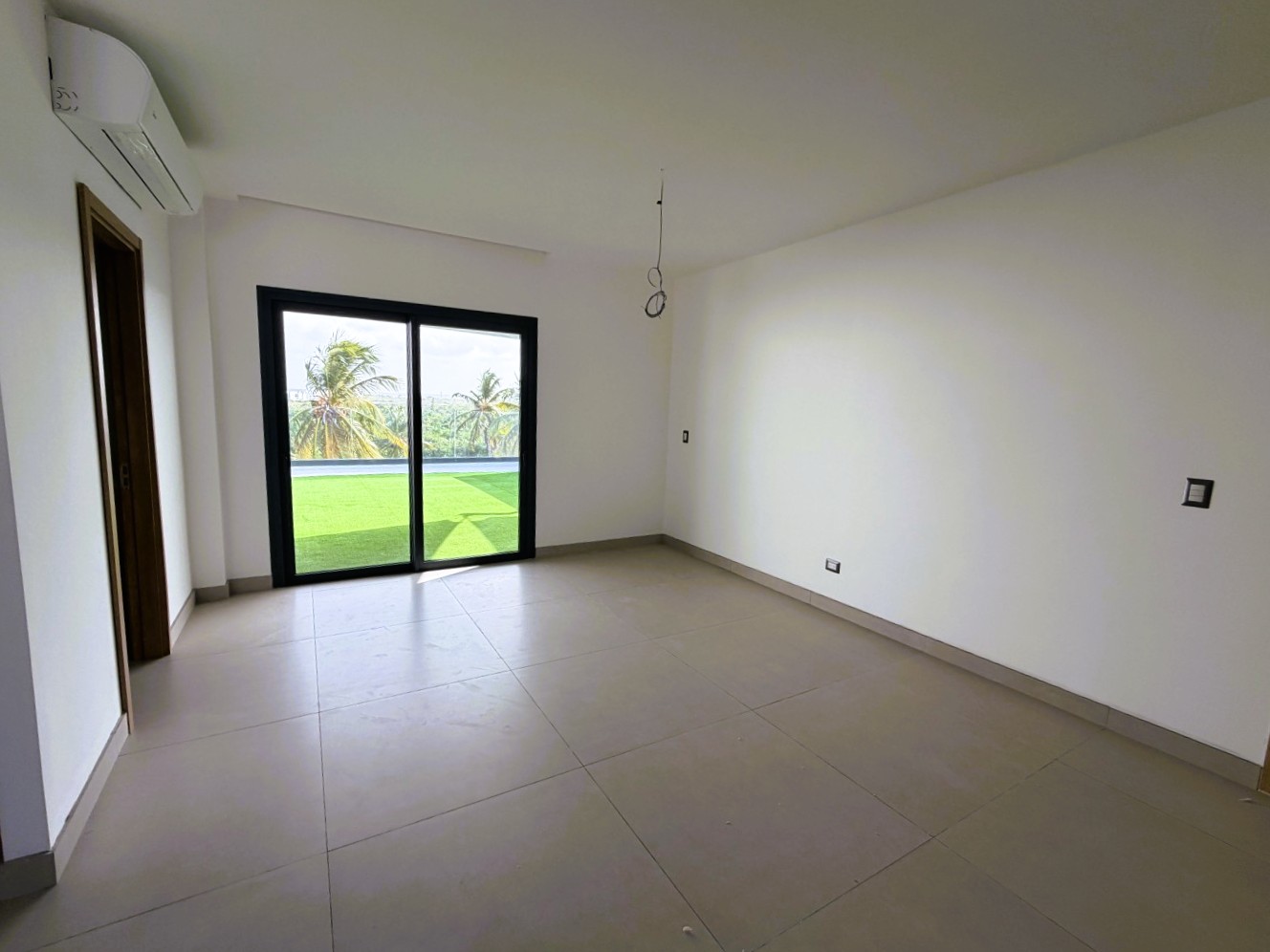 Apartamento 3 habitaciones 3 Baños 224 m2 con Rooftop y Jacuzzi