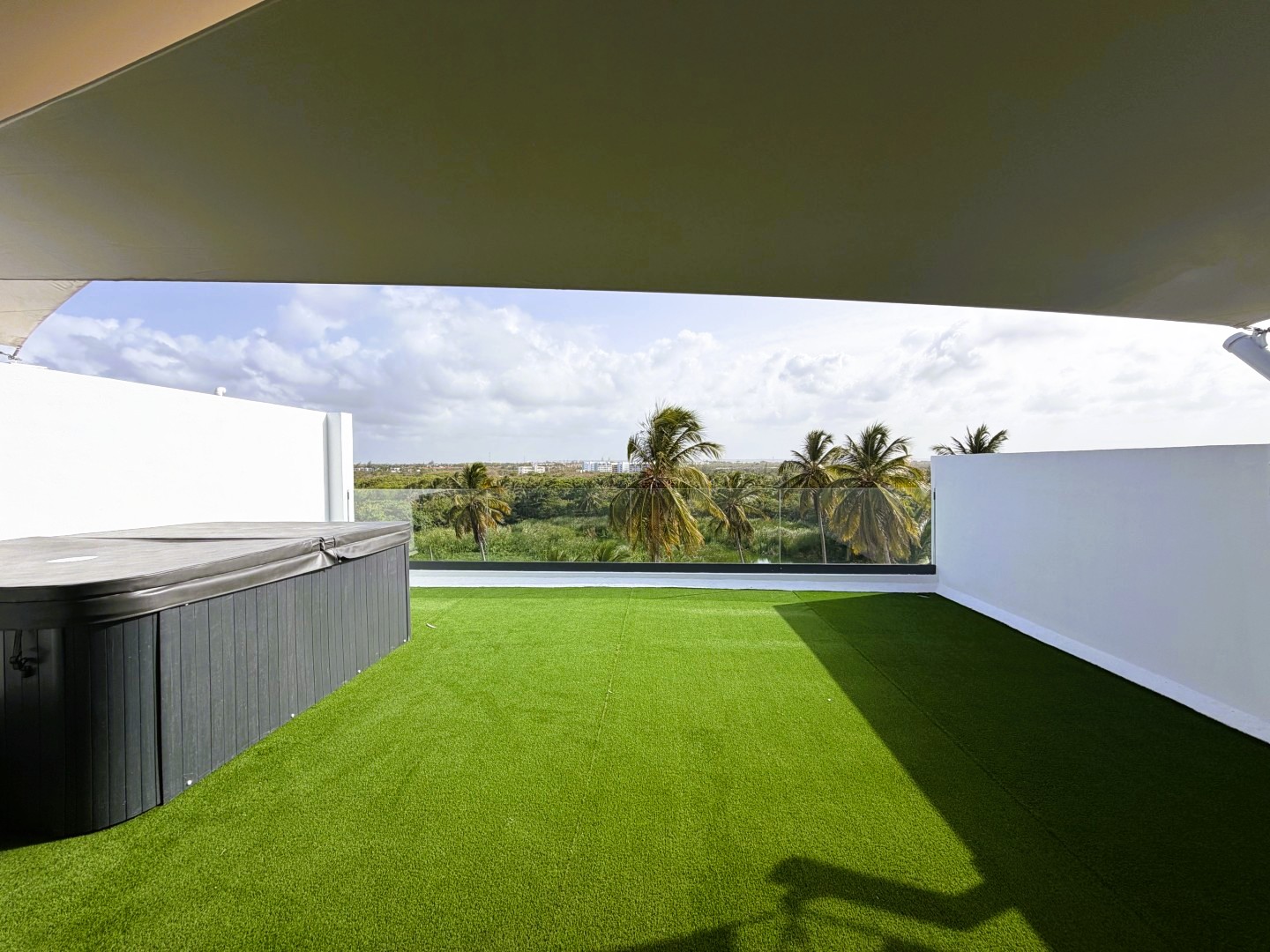 Apartamento 3 habitaciones 3 Baños 224 m2 con Rooftop y Jacuzzi