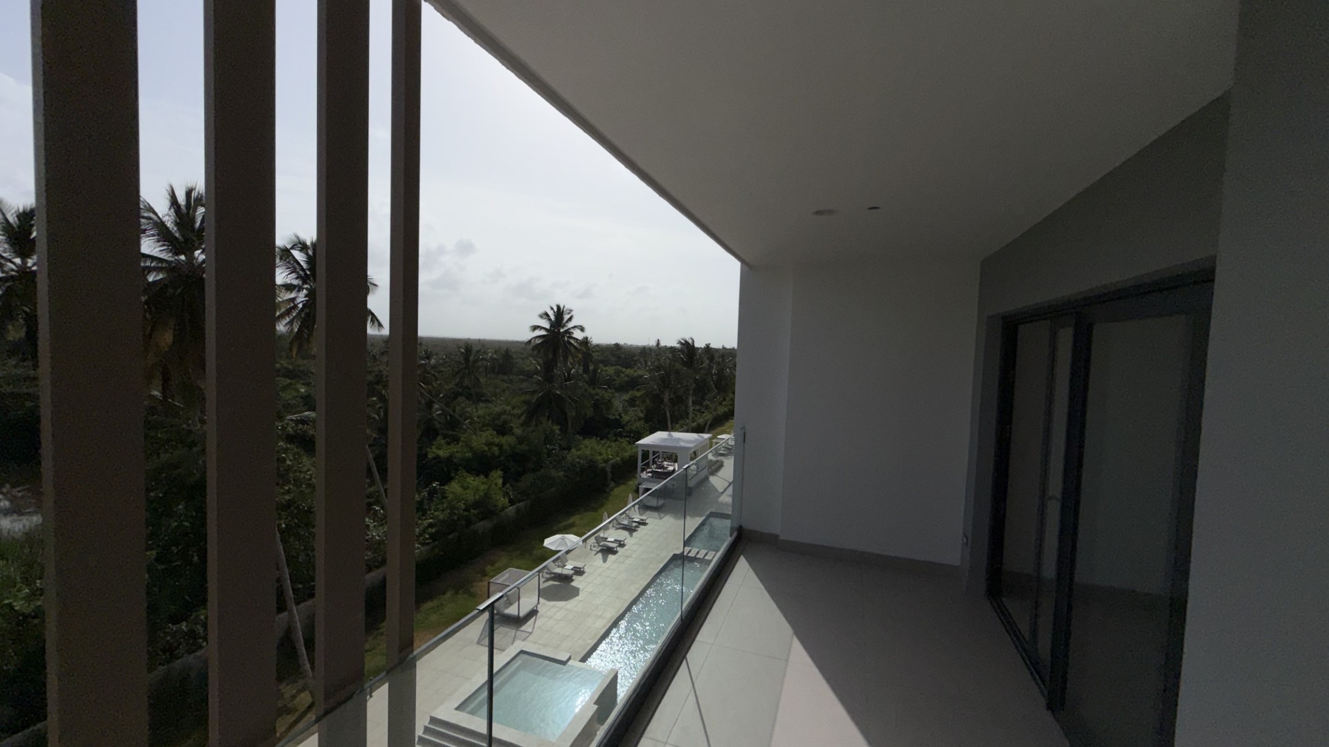 Apartamento 3 habitaciones 3 Baños 224 m2 con Rooftop y Jacuzzi