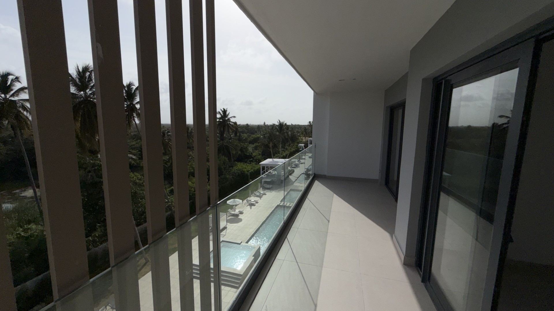 Apartamento 3 habitaciones 3 Baños 224 m2 con Rooftop y Jacuzzi