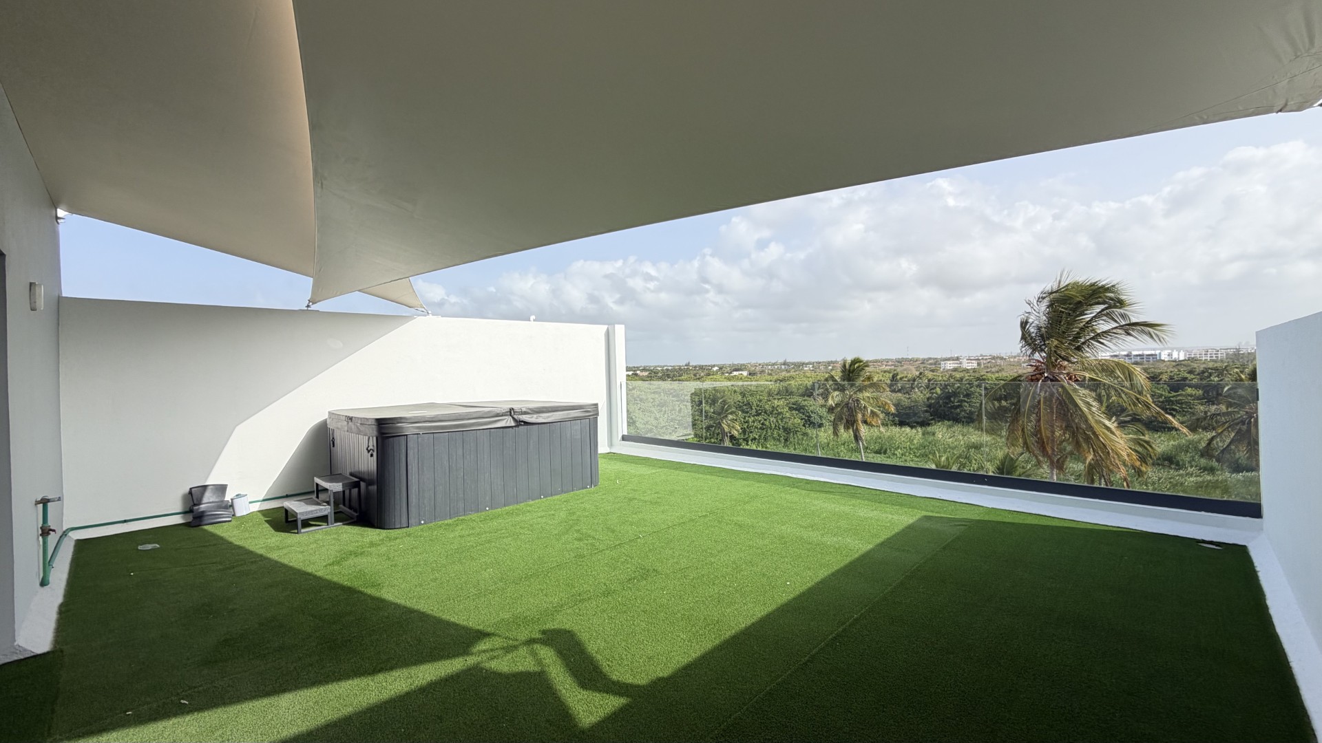 Apartamento 3 habitaciones 3 Baños 224 m2 con Rooftop y Jacuzzi