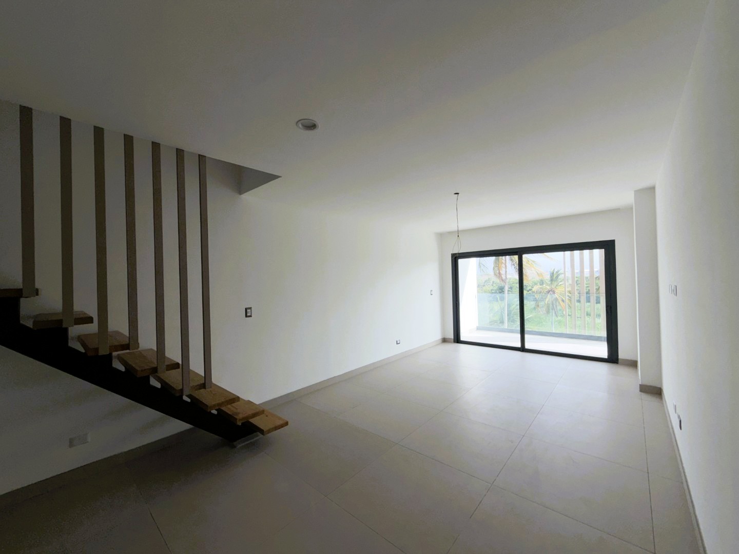 Apartamento 3 habitaciones 3 Baños 208 m2 con Rooftop y Jacuzzi