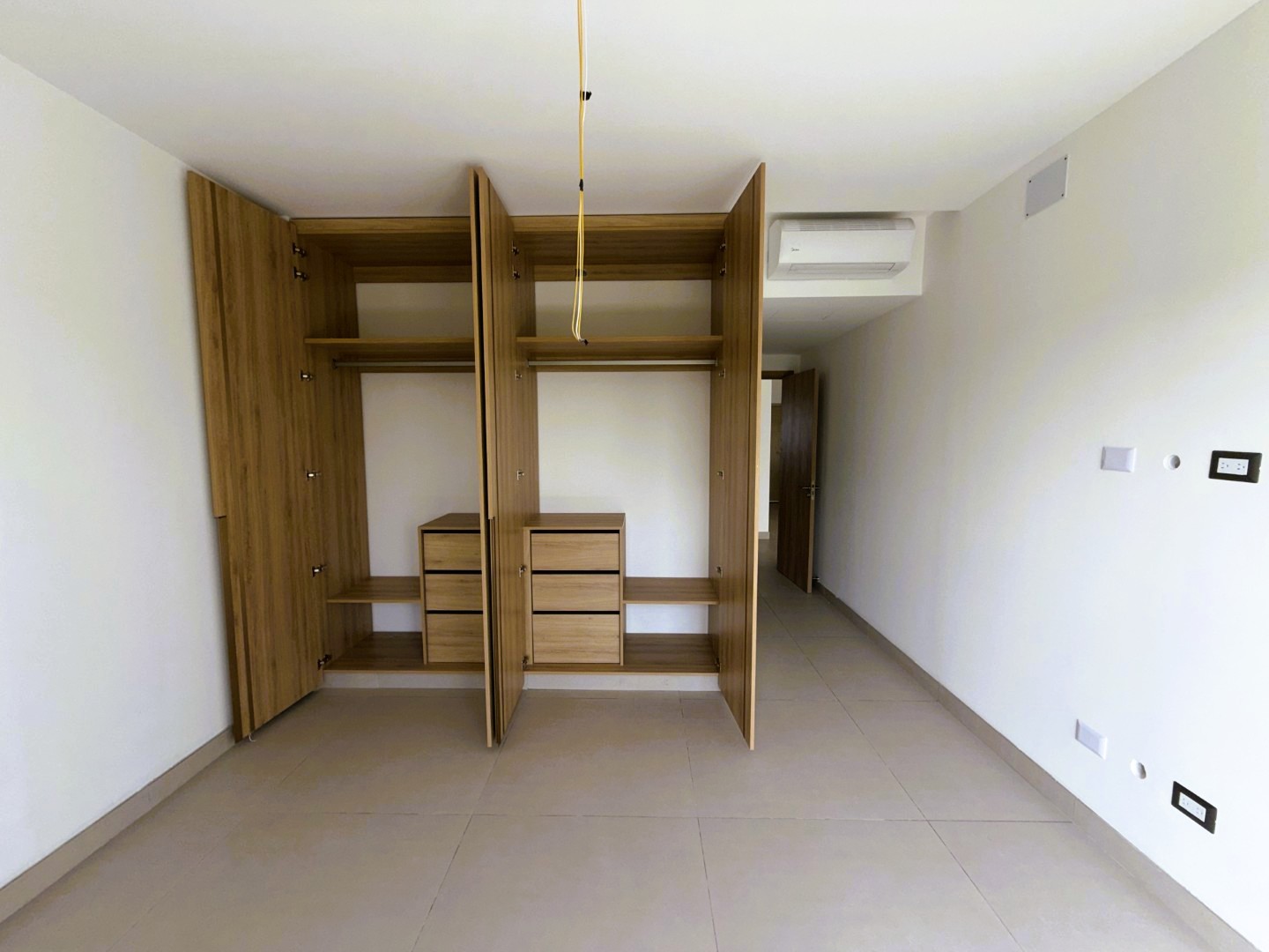 Apartamento 3 habitaciones 3 Baños 208 m2 con Rooftop y Jacuzzi