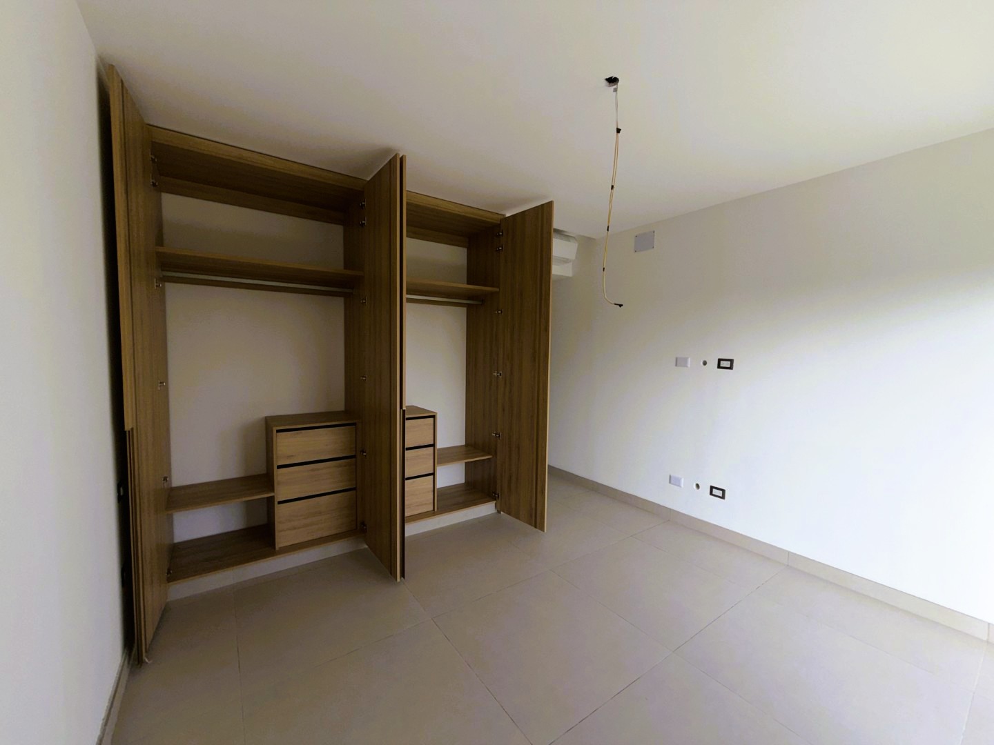 Apartamento 3 habitaciones 3 Baños 208 m2 con Rooftop y Jacuzzi