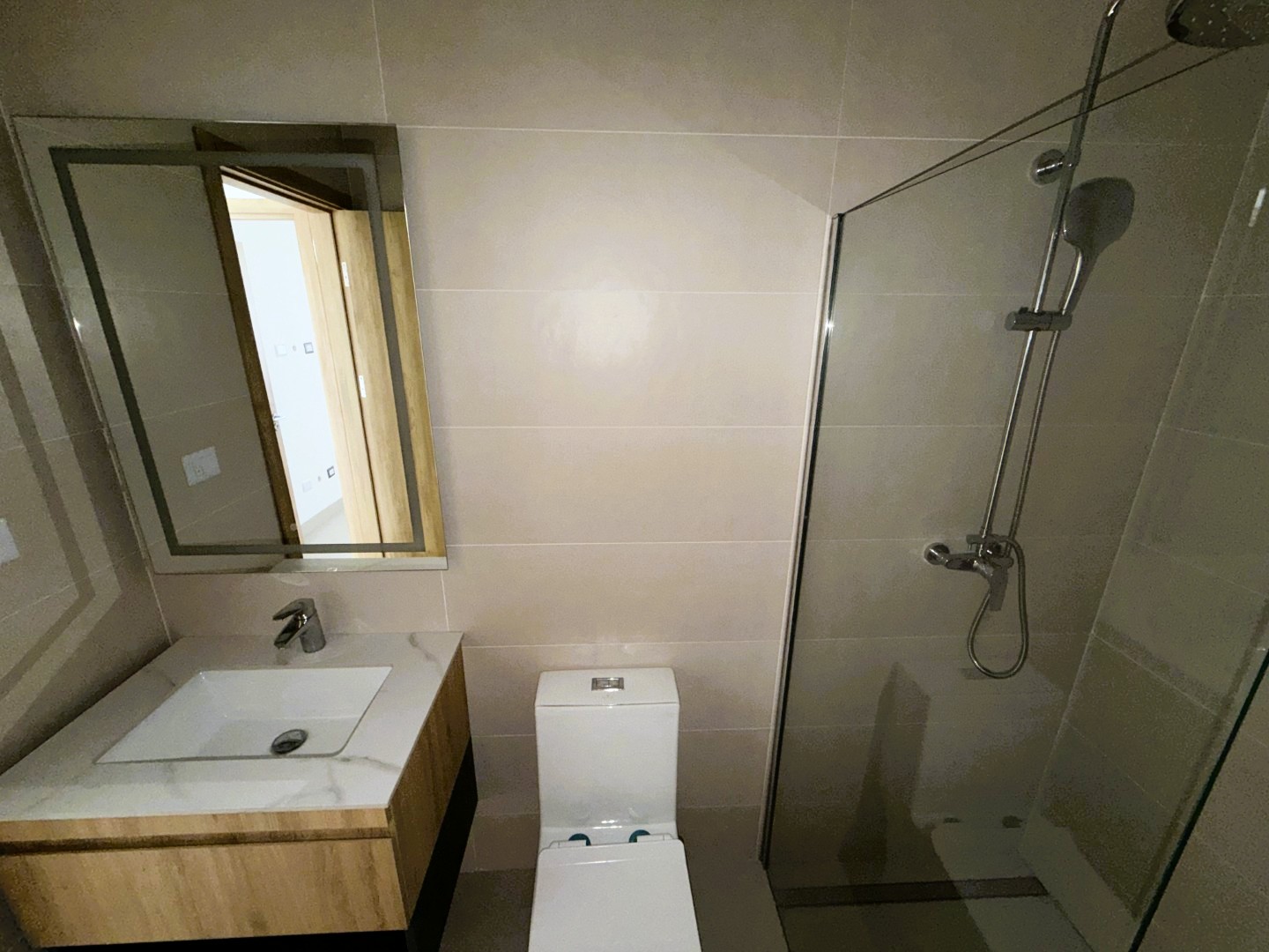 Apartamento 3 habitaciones 3 Baños 208 m2 con Rooftop y Jacuzzi