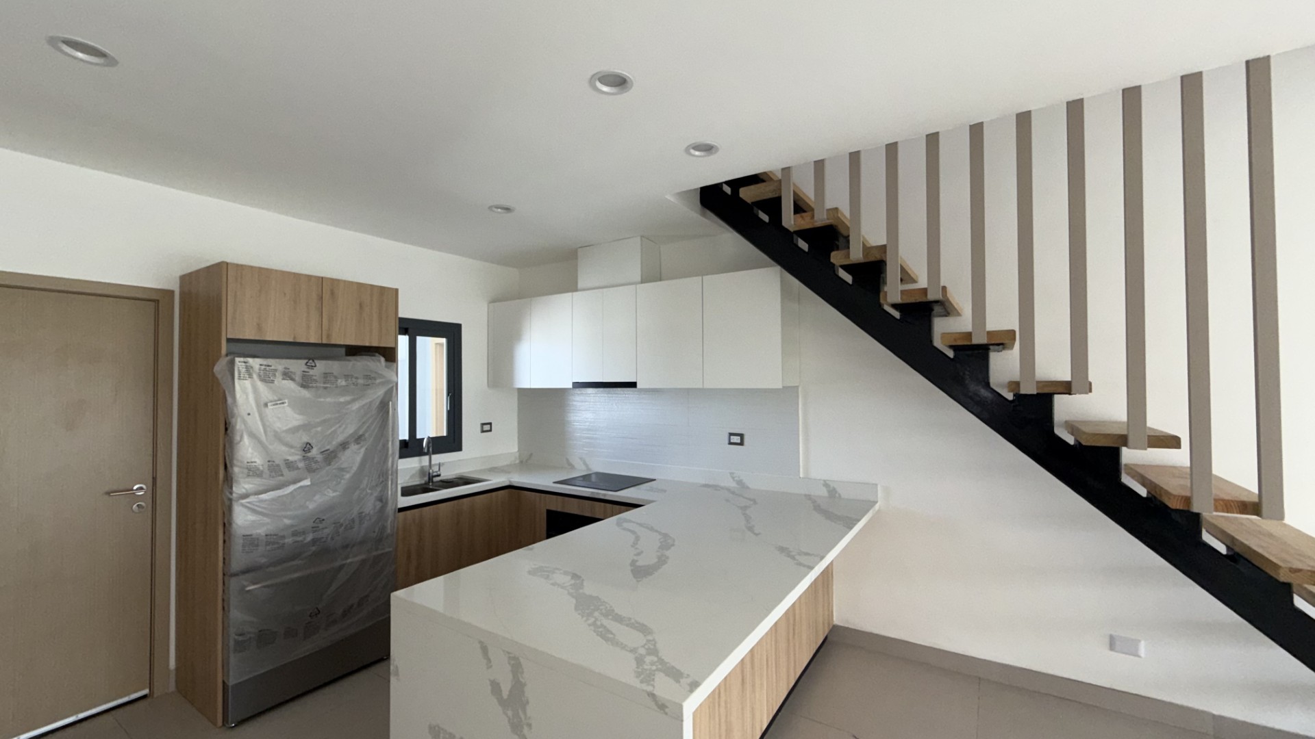 Apartamento 3 habitaciones 3 Baños 208 m2 con Rooftop y Jacuzzi