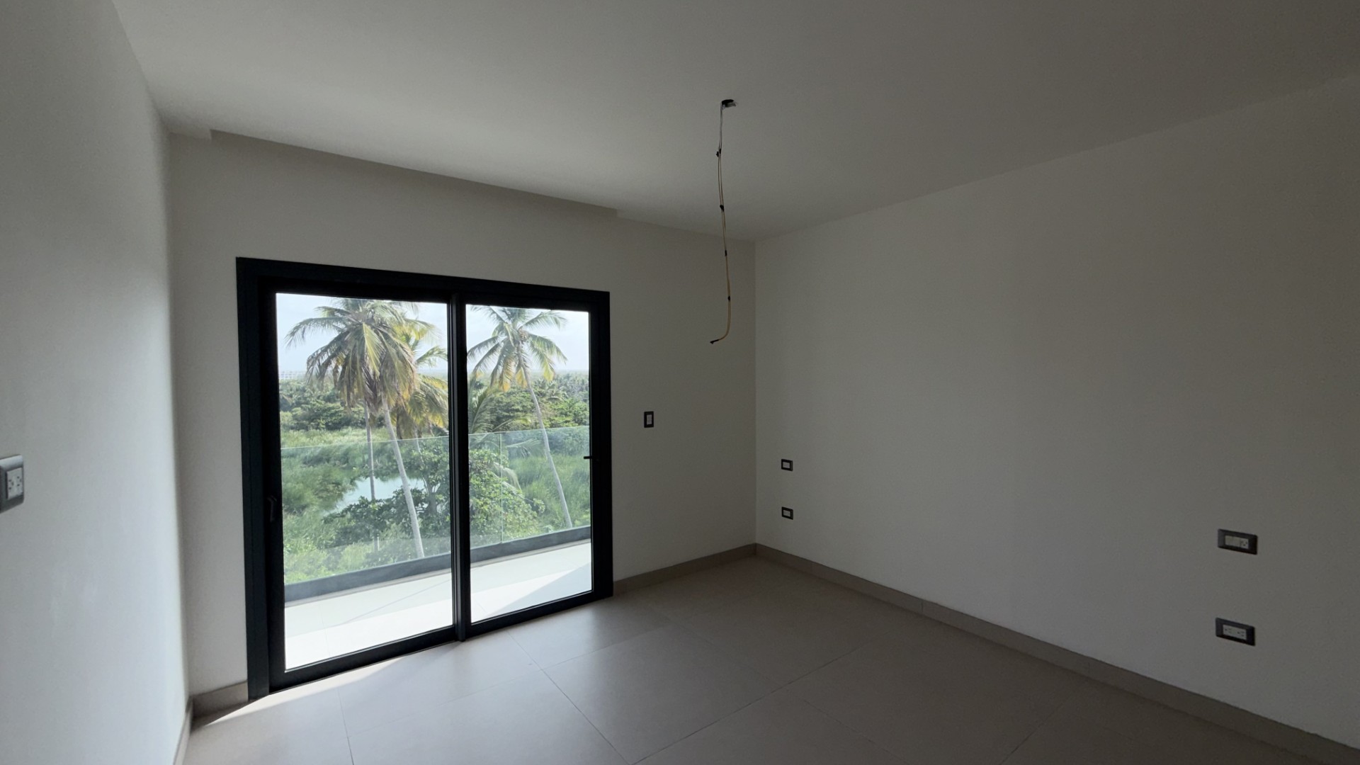 Apartamento 3 habitaciones 3 Baños 208 m2 con Rooftop y Jacuzzi
