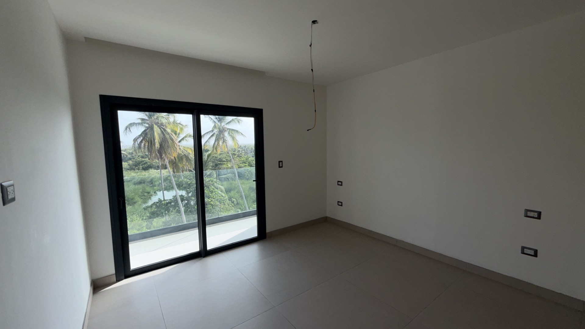 Apartamento 3 habitaciones 3 Baños 208 m2 con Rooftop y Jacuzzi