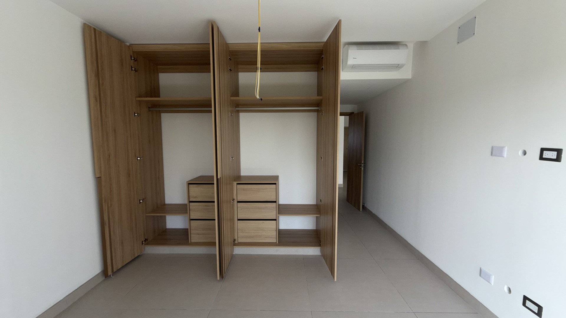 Apartamento 3 habitaciones 3 Baños 208 m2 con Rooftop y Jacuzzi