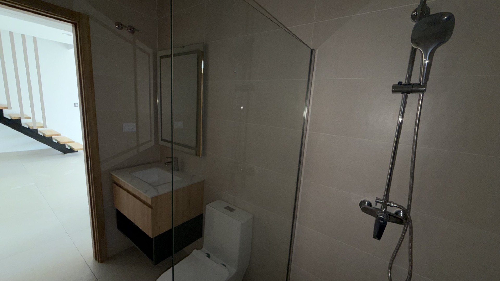 Apartamento 3 habitaciones 3 Baños 208 m2 con Rooftop y Jacuzzi