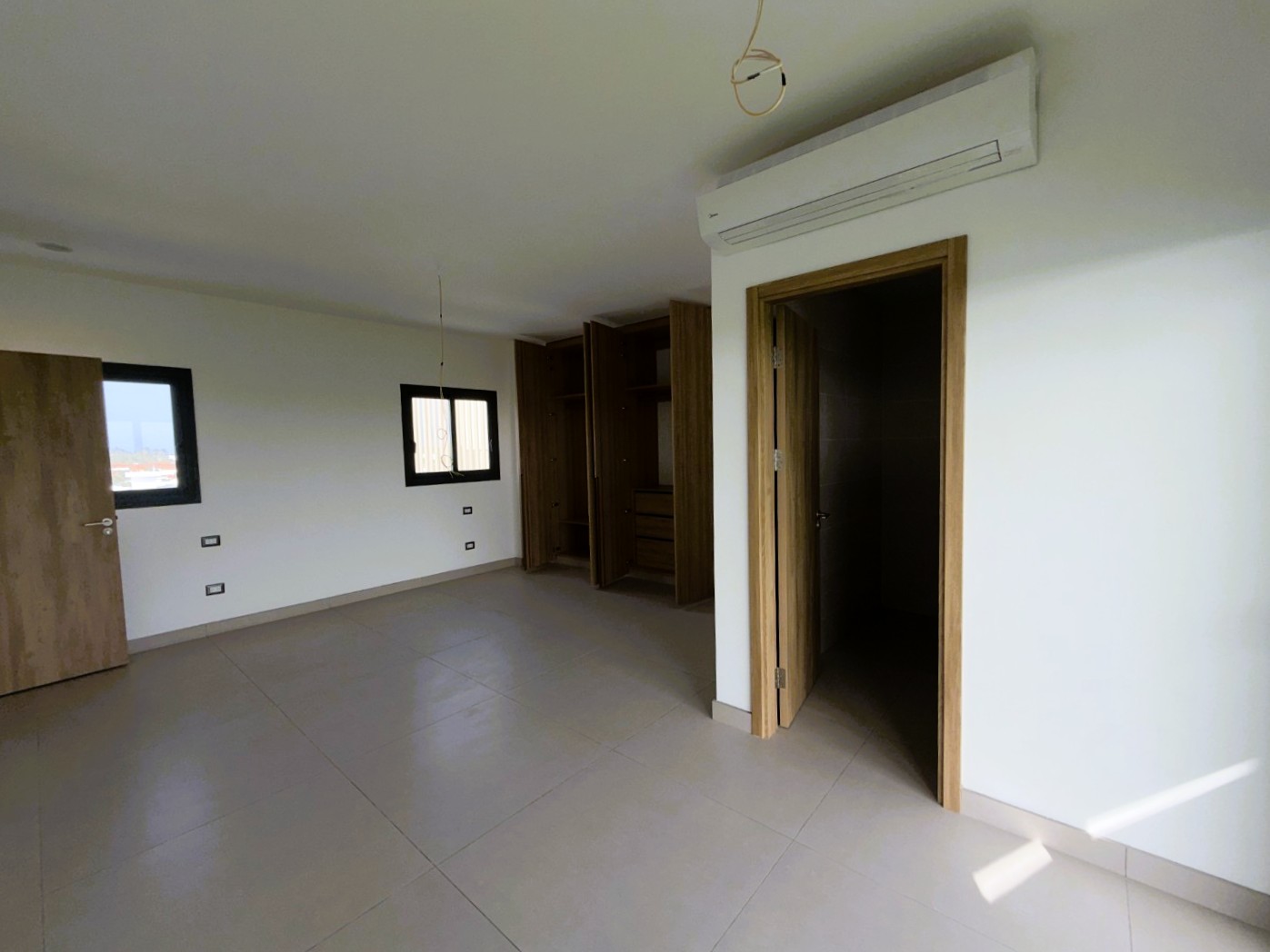 Apartamento 3 habitaciones 3 Baños 208 m2 con Rooftop y Jacuzzi