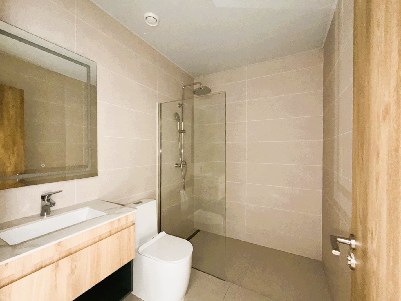 Apartamento 3 habitaciones 3 Baños 208 m2 con Rooftop y Jacuzzi