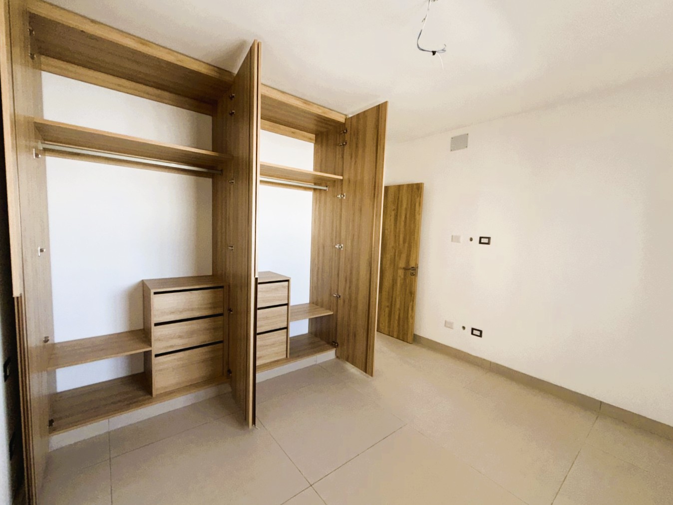 Apartamento 3 habitaciones 3 Baños 208 m2 con Rooftop y Jacuzzi