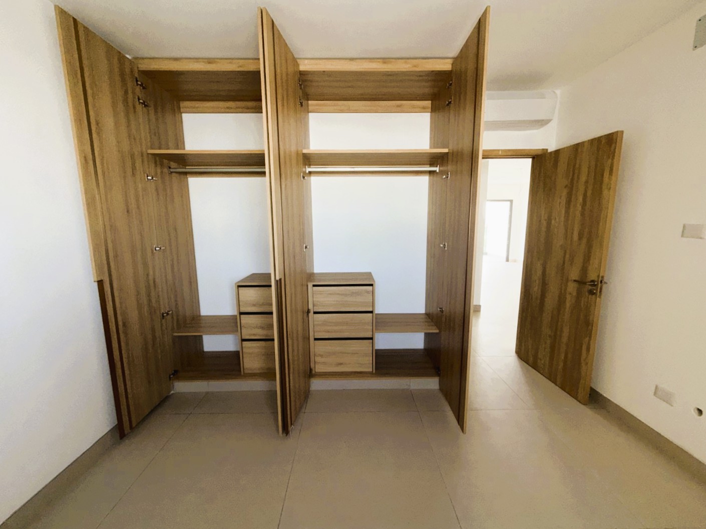 Apartamento 3 habitaciones 3 Baños 208 m2 con Rooftop y Jacuzzi