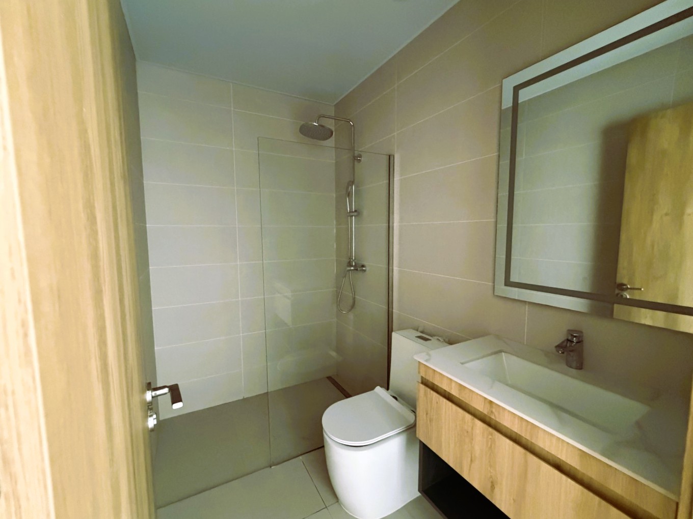 Apartamento 3 habitaciones 3 Baños 208 m2 con Rooftop y Jacuzzi