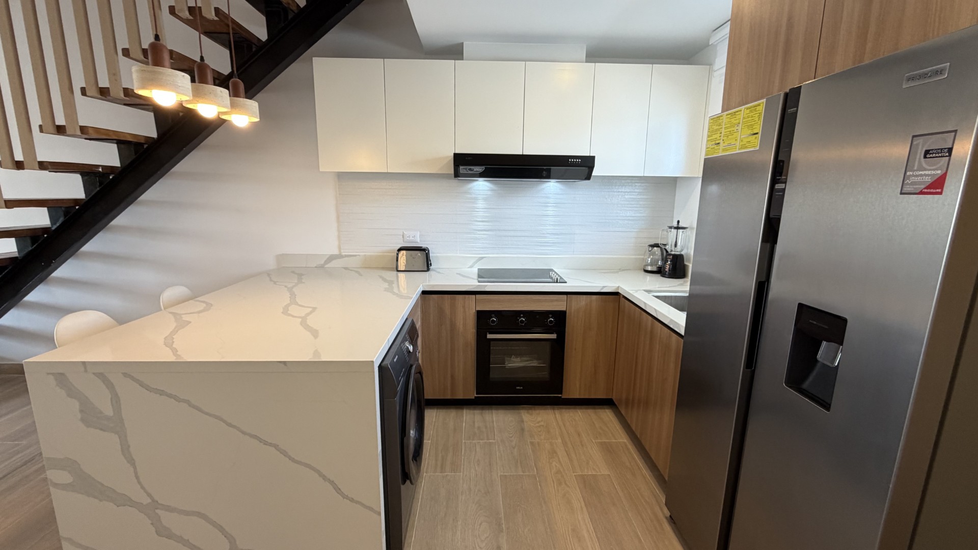 Apartamento 3 habitaciones 3 Baños 208 m2 con Rooftop y Jacuzzi