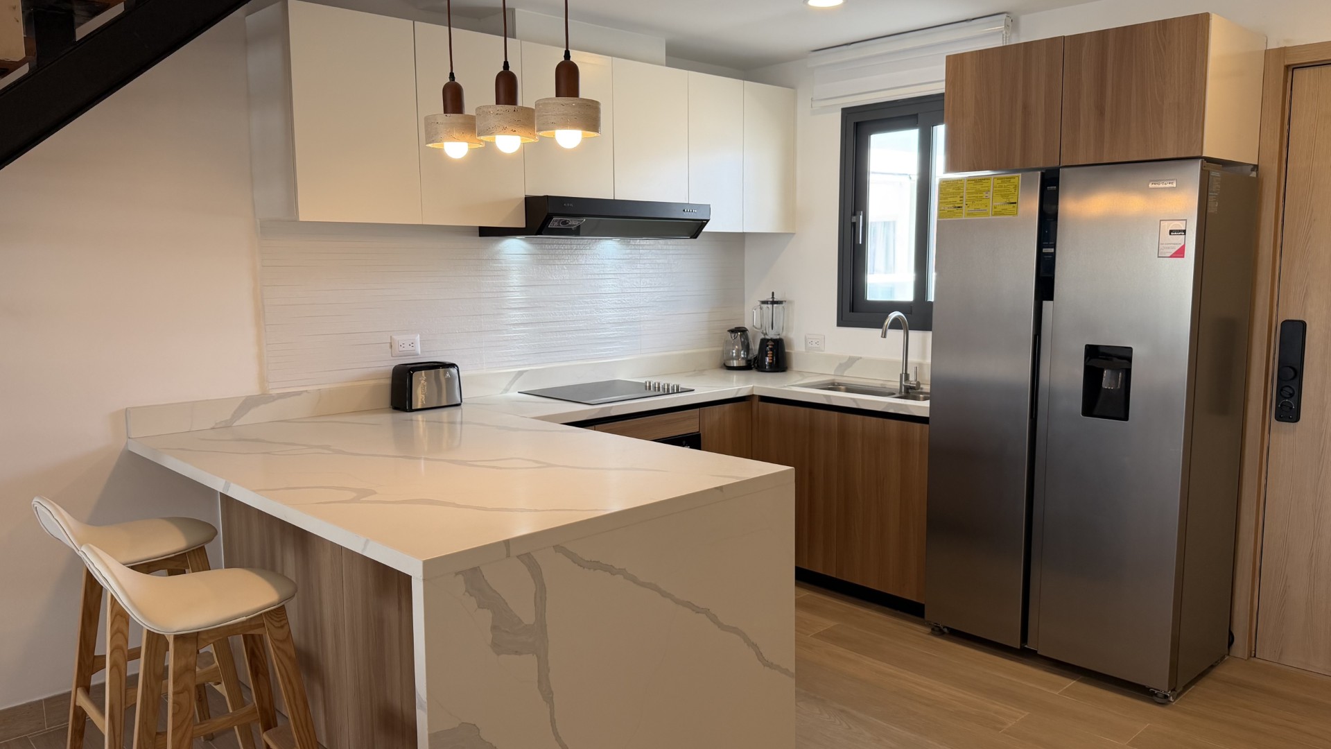 Apartamento 3 habitaciones 3 Baños 208 m2 con Rooftop y Jacuzzi