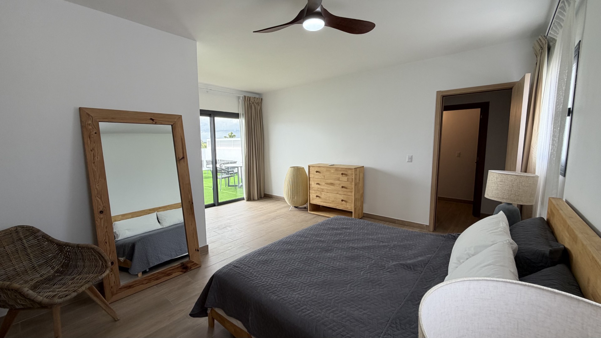 Apartamento 3 habitaciones 3 Baños 208 m2 con Rooftop y Jacuzzi