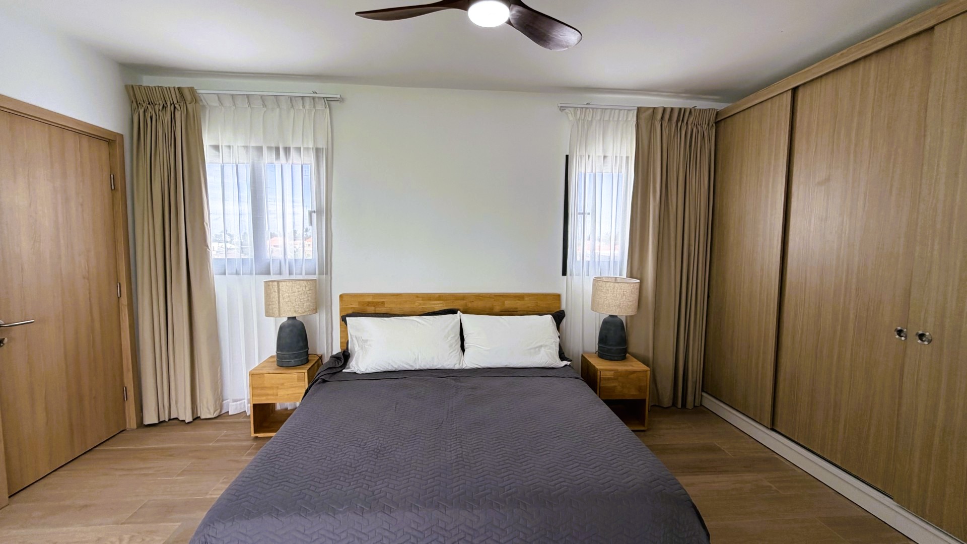 Apartamento 3 habitaciones 3 Baños 208 m2 con Rooftop y Jacuzzi