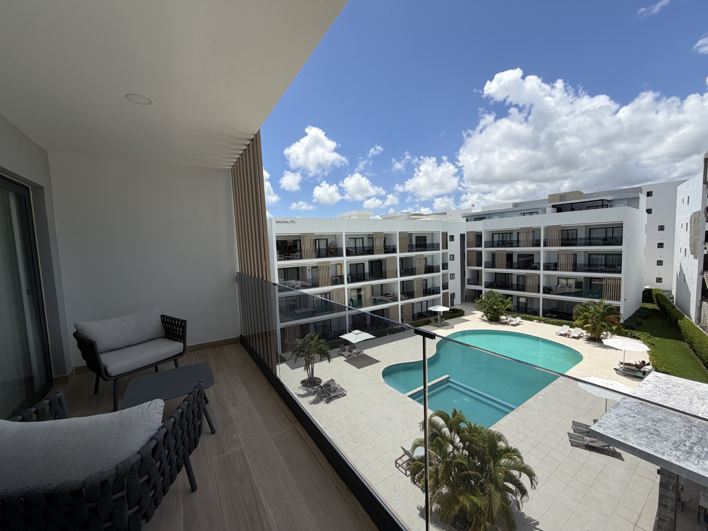 Apartamento 3 habitaciones 3 Baños 208 m2 con Rooftop y Jacuzzi