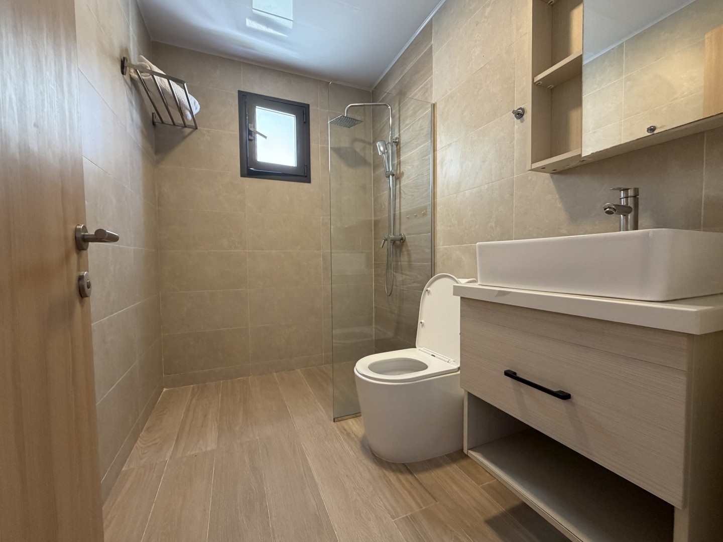 Apartamento 3 habitaciones 3 Baños 208 m2 con Rooftop y Jacuzzi