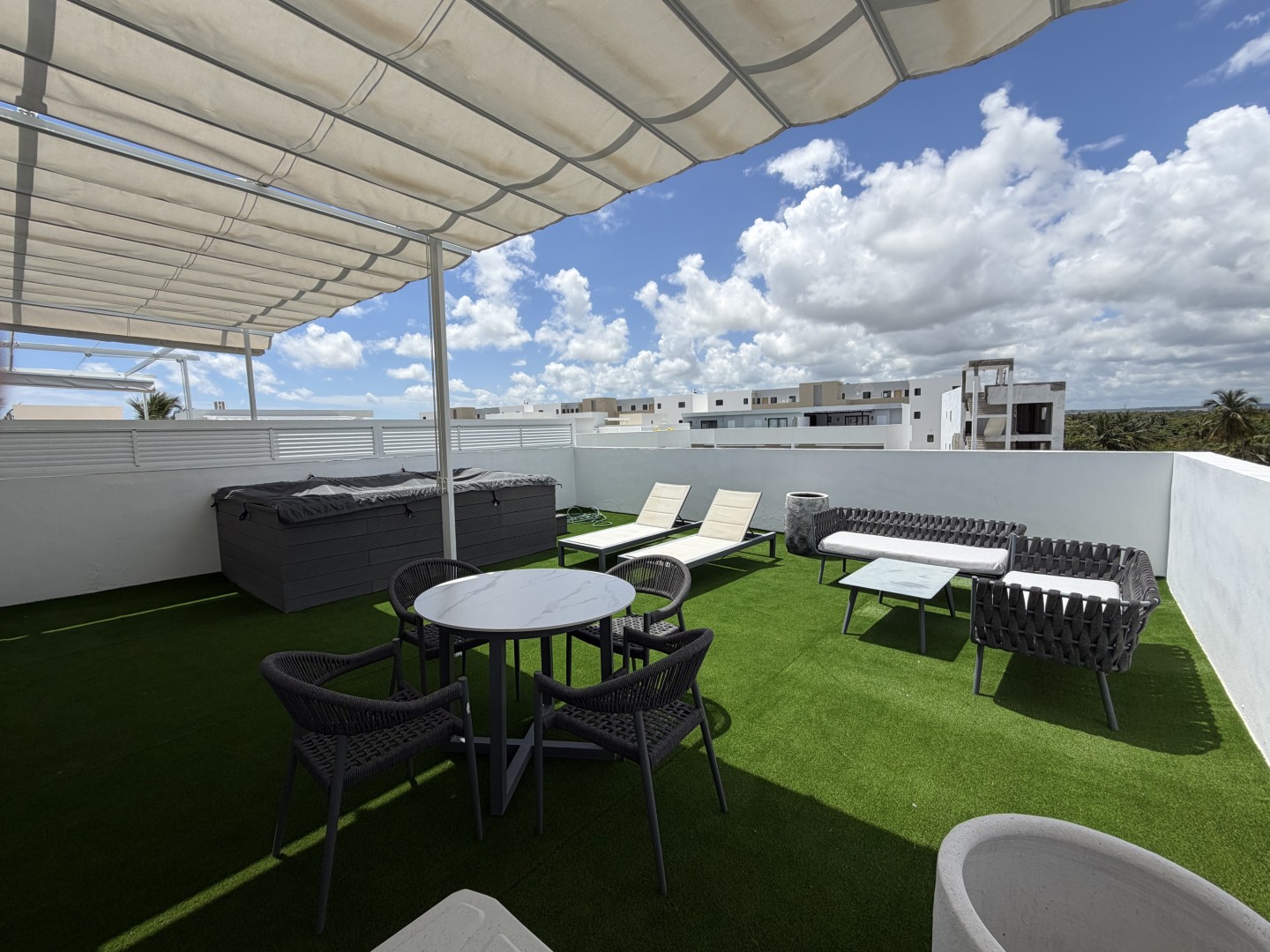 Apartamento 3 habitaciones 3 Baños 208 m2 con Rooftop y Jacuzzi