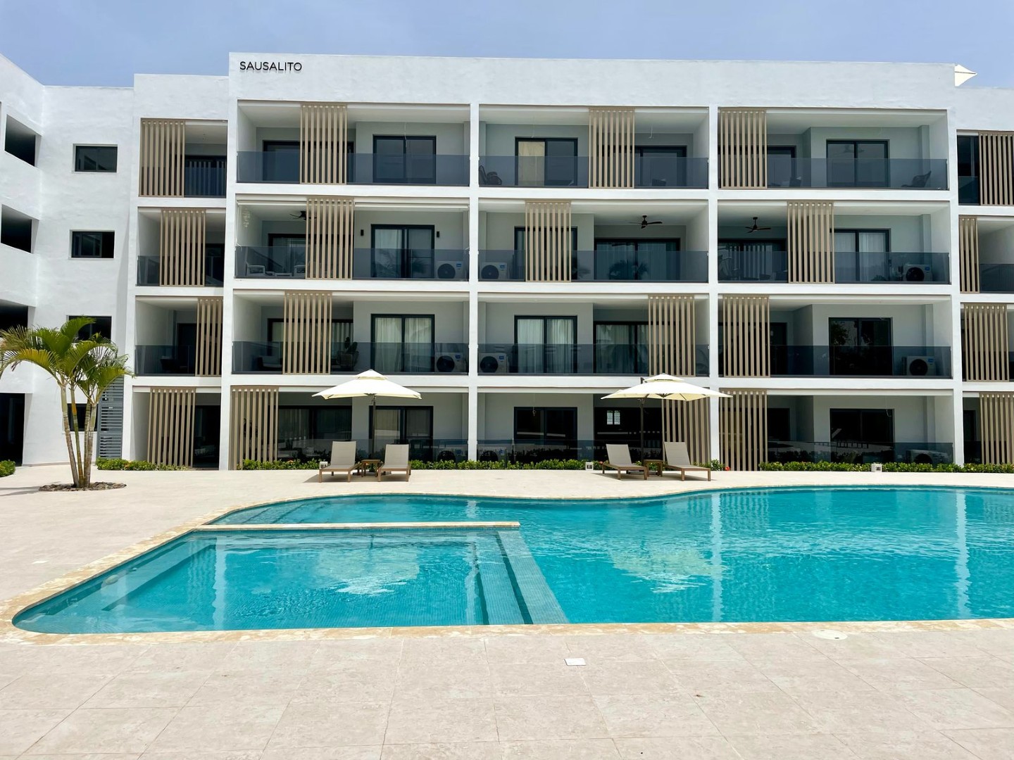Apartamento 3 habitaciones 3 Baños 208 m2 con Rooftop y Jacuzzi